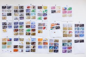 kak-sozdajutsja-bankovskie-karty